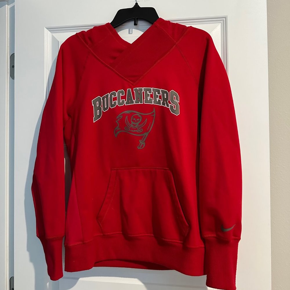 Nike Tampa Bay Buccaneers Women's Therma-Fit Hoodie